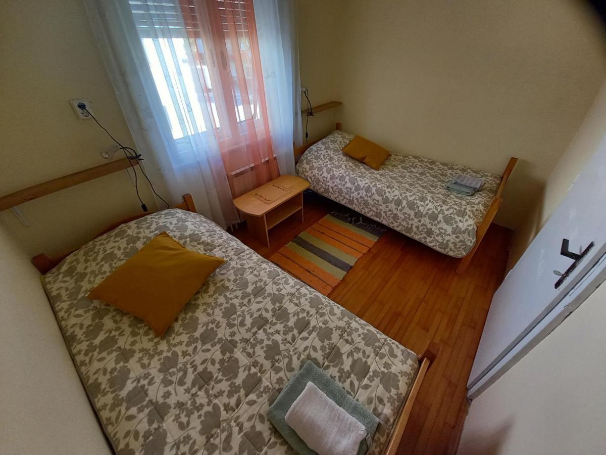 Rooms Apartma Церкница Екстериор снимка